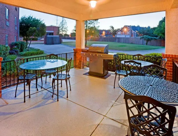 Sonesta Simply Suites Arlington hotel detail image 2