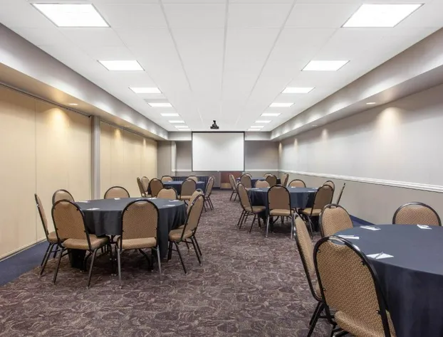 AmericInn by Wyndham Mankato Event Center hotel detail image 3