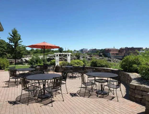 Hilton Garden Inn Auburn Riverwatch hotel detail image 2