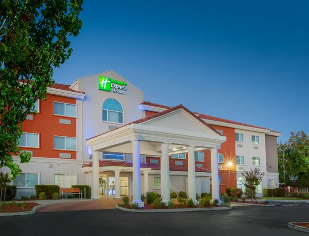 Holiday Inn Express Hotel & Suites Oroville Lake by IHG hotel detail image 2