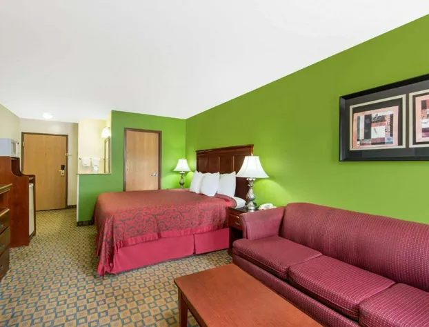 Days Inn & Suites by Wyndham Wichita hotel detail image 4