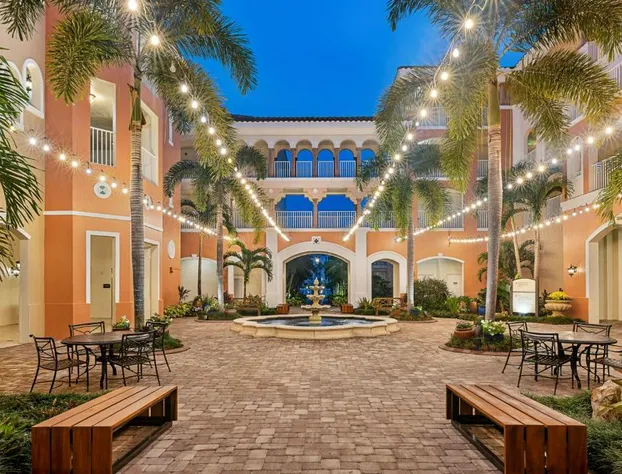 Marriott's Grande Vista hotel detail image 4