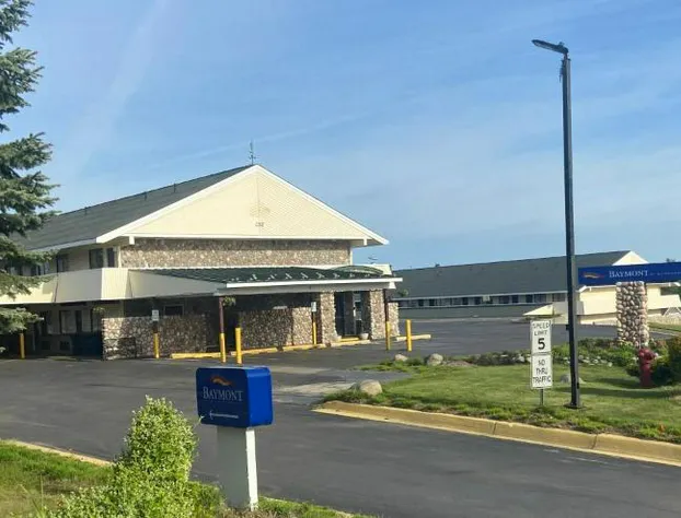 Baymont by Wyndham Petoskey hotel detail image 4