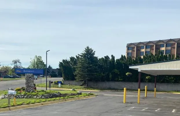 Baymont by Wyndham Petoskey hotel detail image 1