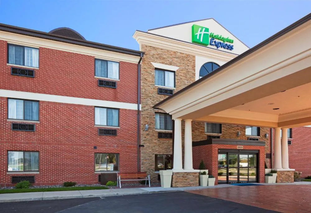 Holiday Inn Express Sheboygan-Kohler by IHG hotel hero