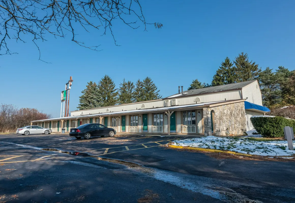 OYO Hotel Wadsworth OH I-76 hotel hero