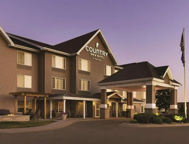 Country Inn & Suites by Radisson, Albert Lea - Austin hotel detail image 2