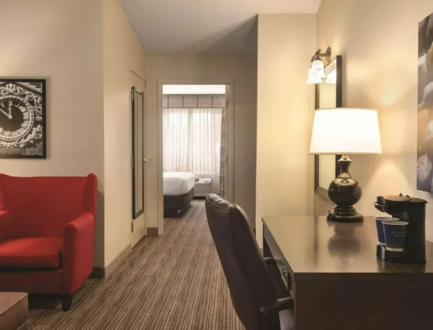 Country Inn & Suites by Radisson, Albert Lea - Austin hotel detail image 4