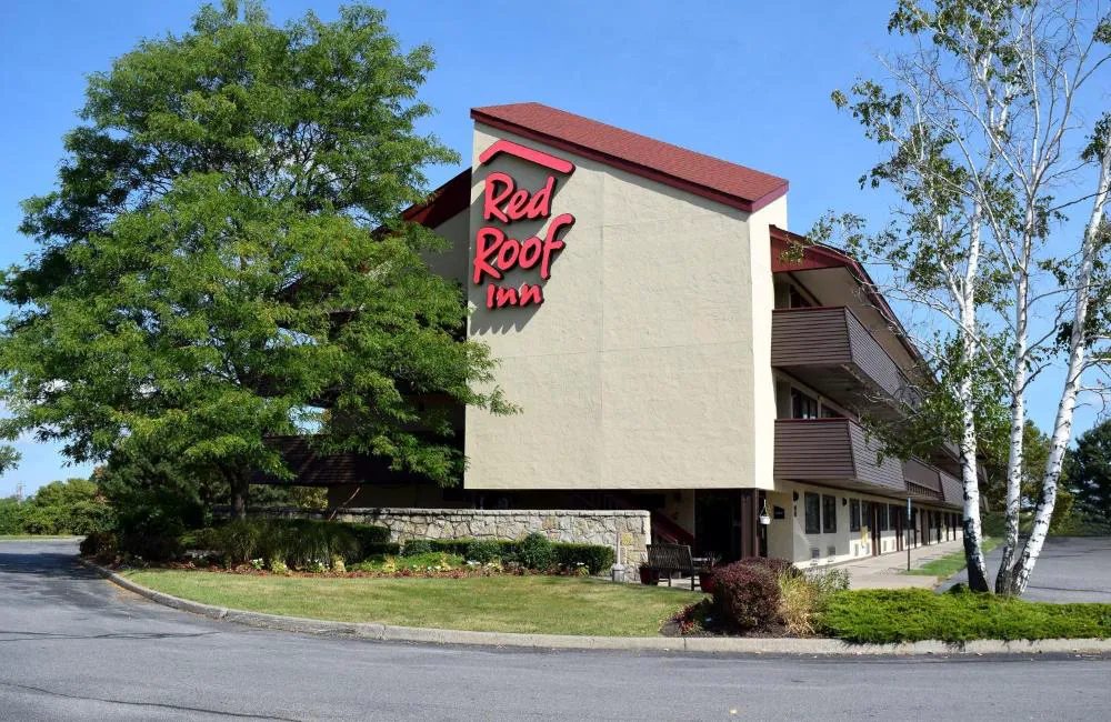 Red Roof Inn Syracuse hotel hero