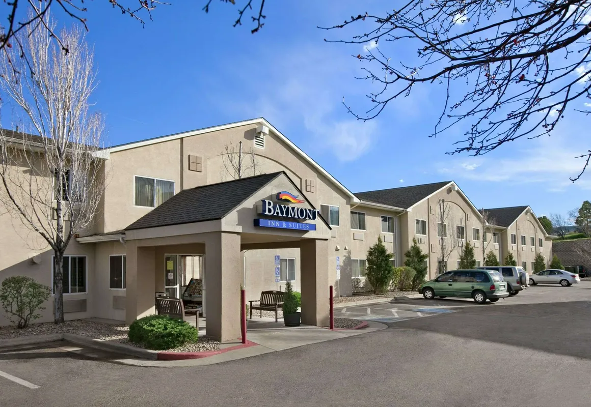 Baymont by Wyndham Golden/Red Rocks hotel hero