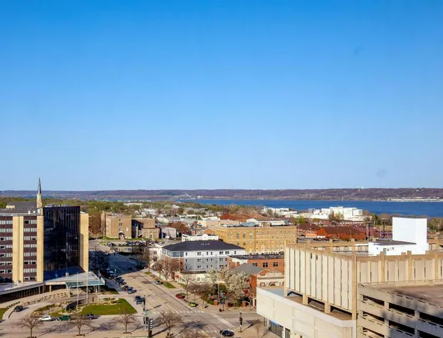 Peoria Marriott Pere Marquette hotel detail image 3