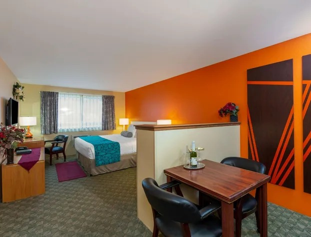 Howard Johnson by Wyndham Leavenworth hotel detail image 4