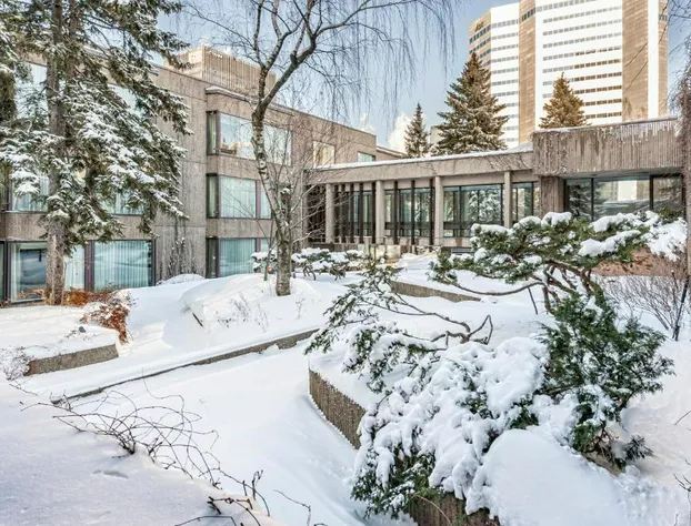 Hotel Bonaventure Montreal hotel detail image 2