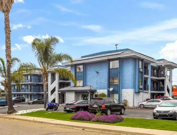 Executive Inn Hotel hotel detail image 4