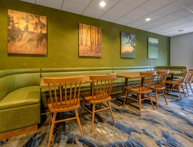 Fairfield Inn & Suites by Marriott Slippery Rock hotel detail image 3
