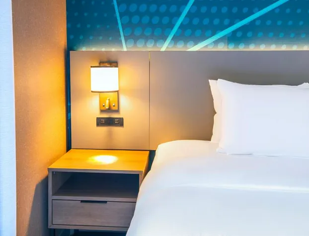 Comfort Suites London hotel detail image 4