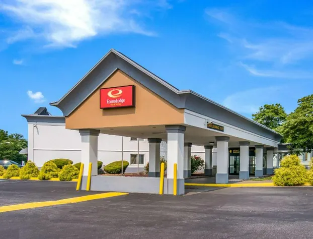 Econo Lodge Inn & Suites Chambersburg Central hotel detail image 2