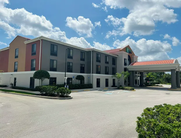 Holiday Inn Express & Suites Sebring by IHG hotel detail image 4