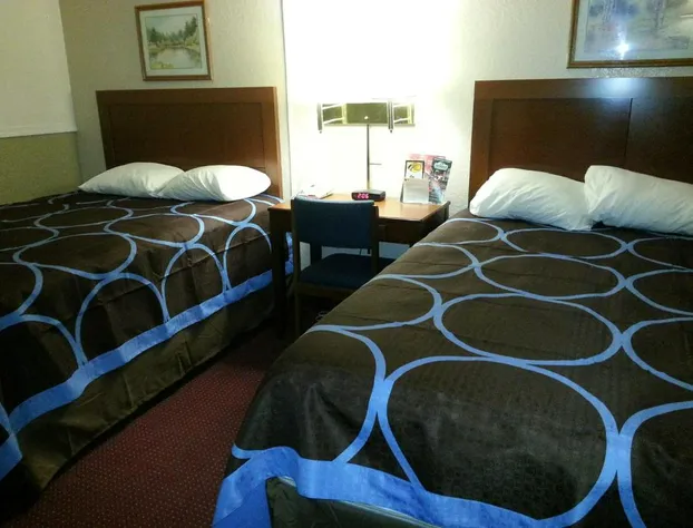 Super 8 by Wyndham Bath Hammondsport Area hotel detail image 4