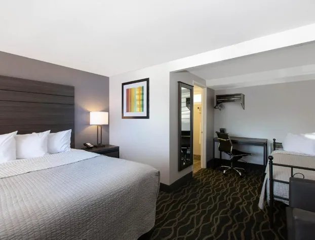 Days Inn by Wyndham Ukiah hotel detail image 2