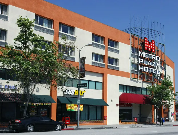 Metro Plaza Hotel hotel detail image 2