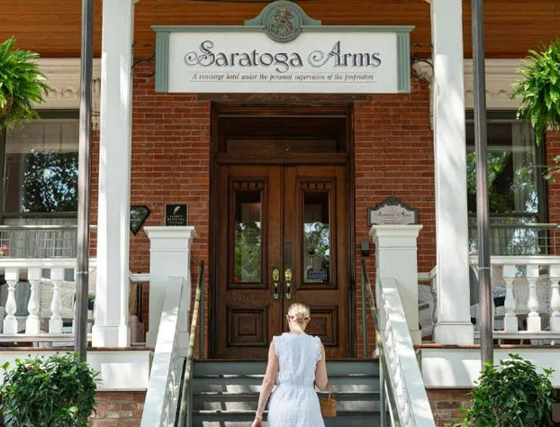 Saratoga Arms hotel detail image 2