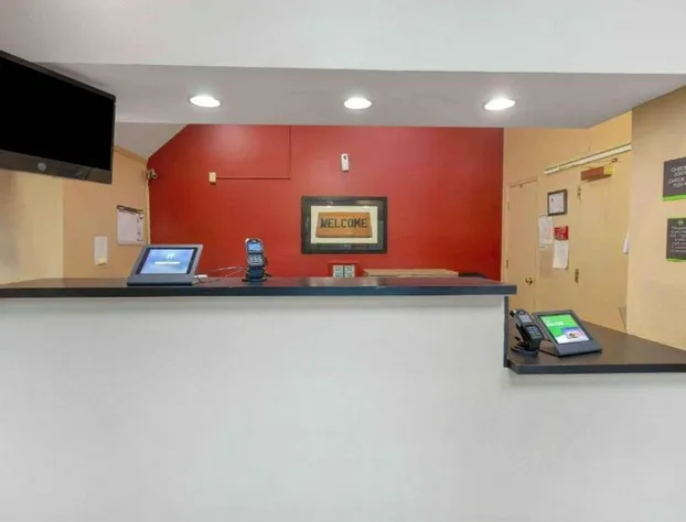 Suburban Studios-Cary hotel detail image 3