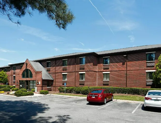 Suburban Studios Cary – RDU Airport hotel detail image 1