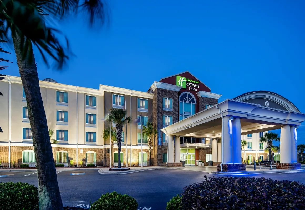 Holiday Inn Express Hotel & Suites Florence I-95 at Hwy 327 by IHG hotel hero