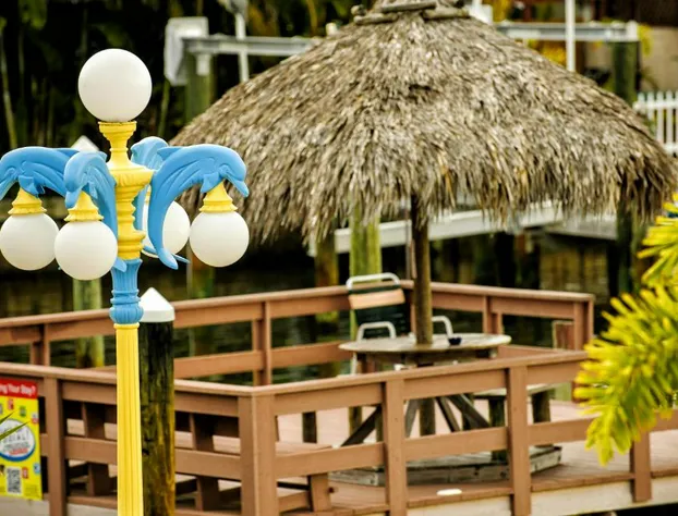 Bayview Plaza Waterfront Resort hotel detail image 1