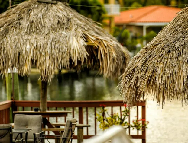 Bayview Plaza Waterfront Resort hotel detail image 2