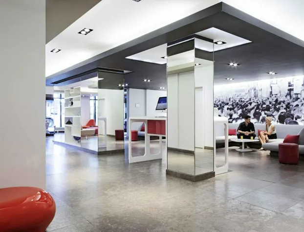 Novotel Montreal Centre hotel detail image 3