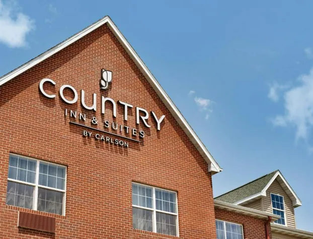 Country Inn & Suites by Radisson, Coralville, IA hotel detail image 1