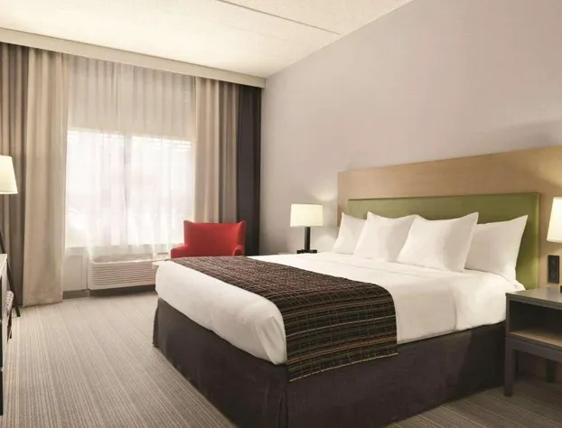 Country Inn & Suites by Radisson, Coralville, IA hotel detail image 4