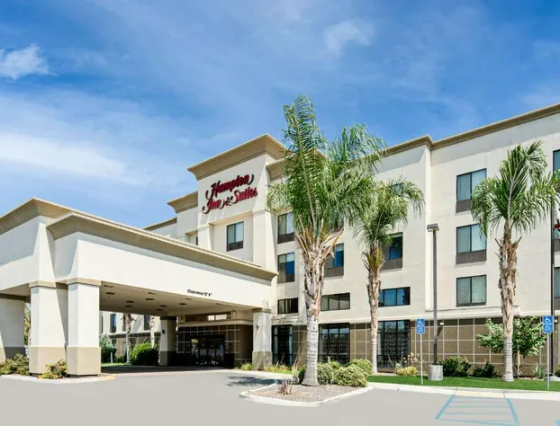 Hampton Inn & Suites Bakersfield/Hwy 58, CA hotel detail image 1