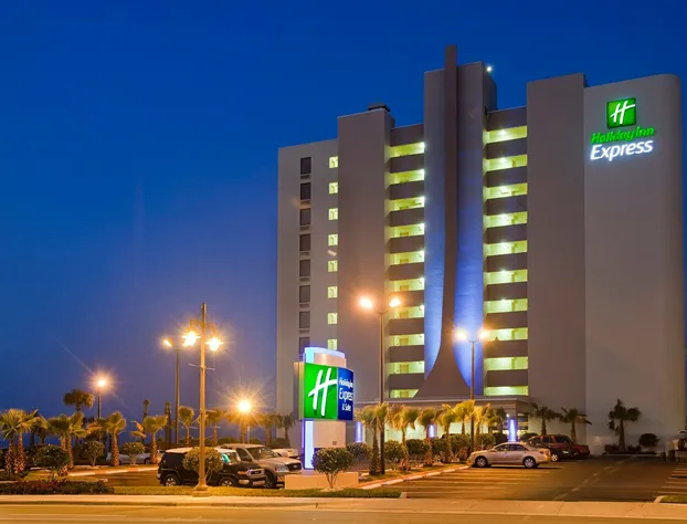 Holiday Inn Express & Suites Oceanfront by IHG hotel detail image 1