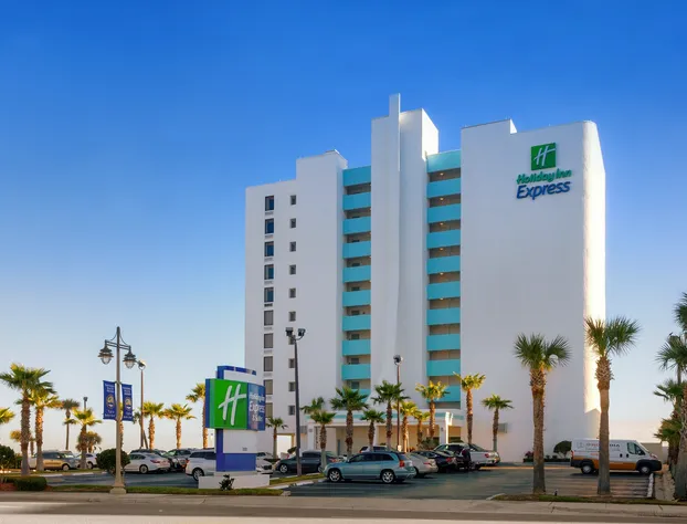Holiday Inn Express & Suites Oceanfront by IHG hotel detail image 2