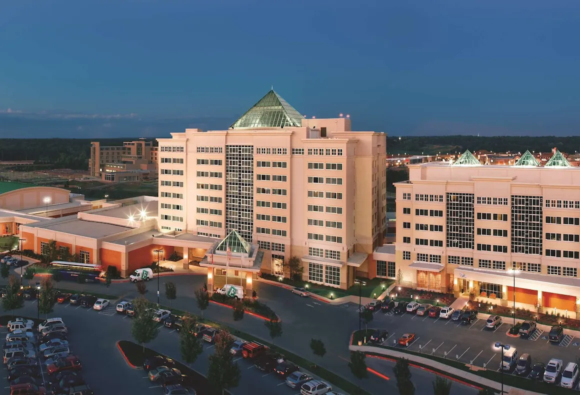 Embassy Suites Northwest Arkansas - Hotel, Spa & Convention hotel hero