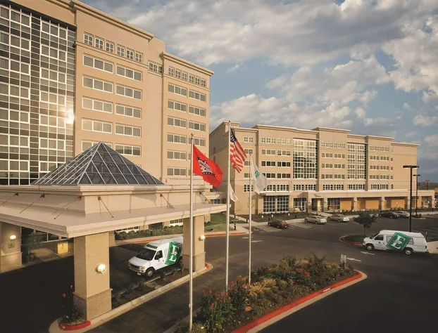 Embassy Suites Northwest Arkansas - Hotel, Spa & Convention hotel detail image 1