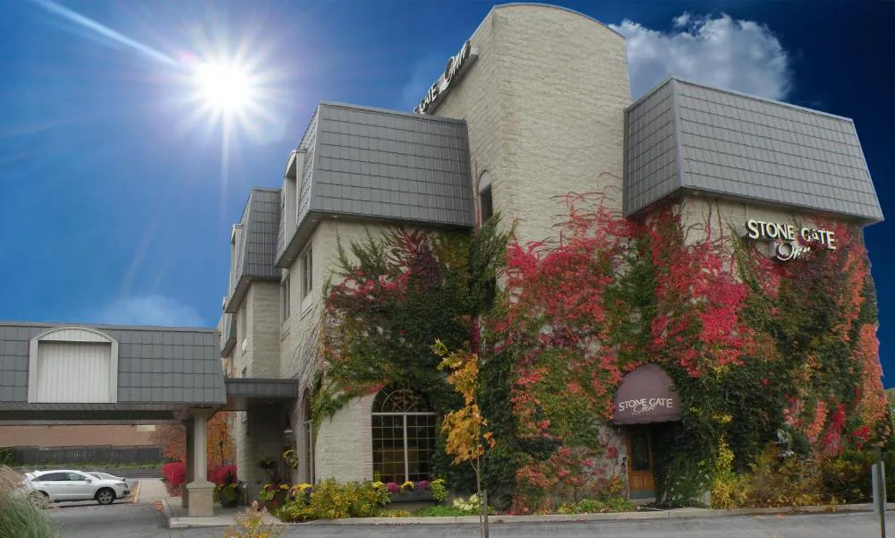 Stone Gate Inn hotel hero