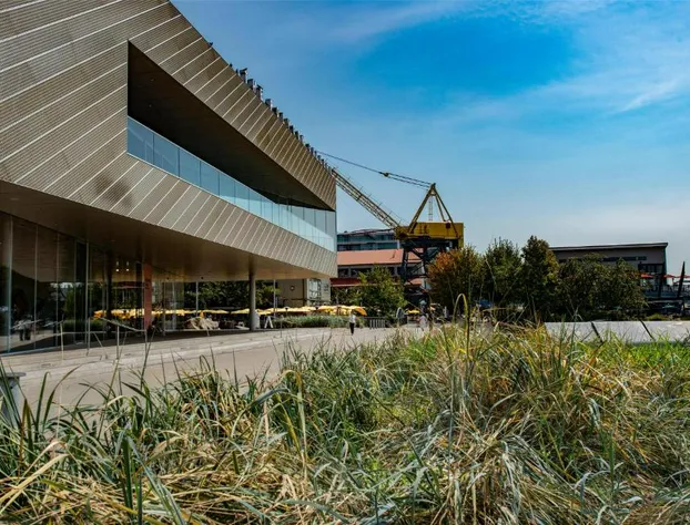 Coast Lonsdale Quay Hotel hotel detail image 1