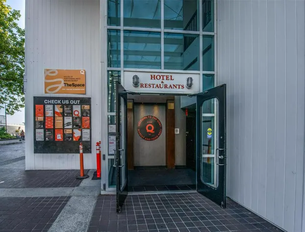 Coast Lonsdale Quay Hotel hotel detail image 2