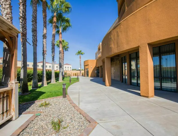 Courtyard by Marriott Merced hotel detail image 2