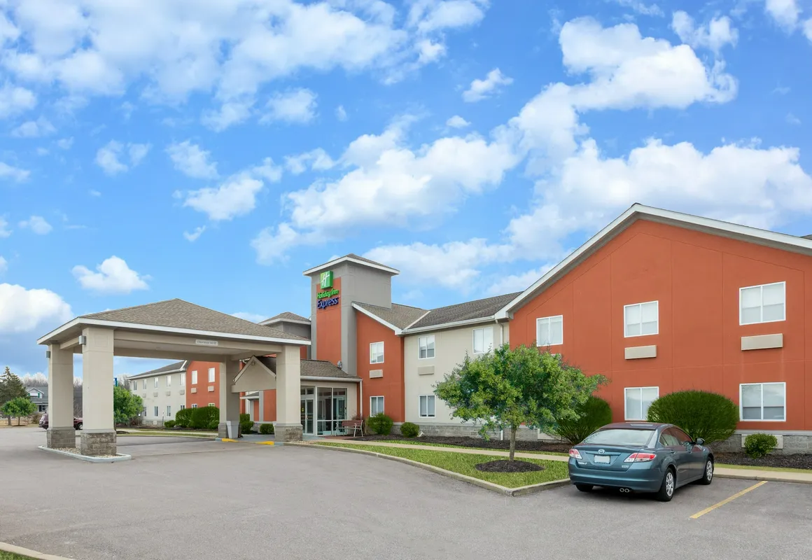 Holiday Inn Express Vermilion by IHG hotel hero