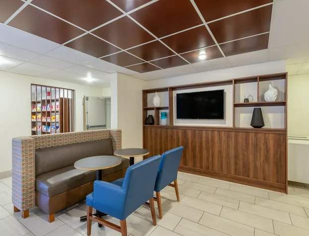 Holiday Inn Express Vermilion by IHG hotel detail image 3