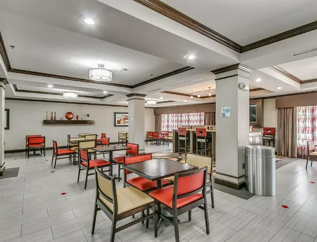 Holiday Inn Express Hotel & Suites Lubbock South by IHG hotel detail image 4