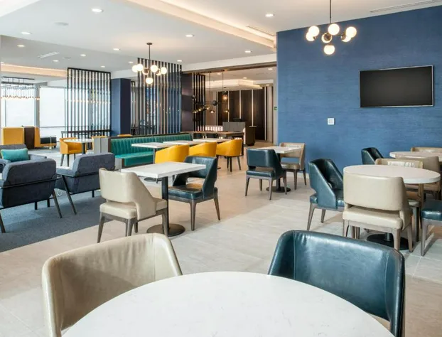 La Quinta Inn & Suites by Wyndham Spokane Downtown hotel detail image 3