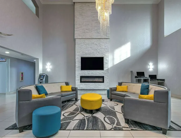 La Quinta Inn & Suites by Wyndham Weatherford hotel detail image 4