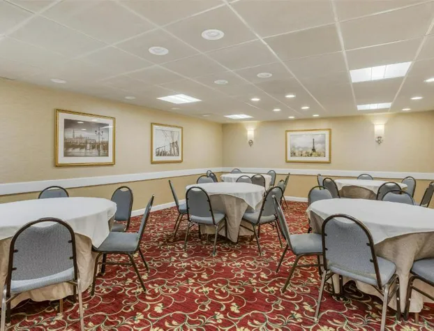 Best Western PLUS Morristown Inn-Florham Park hotel detail image 2