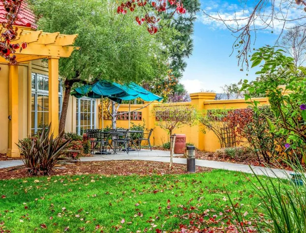 La Quinta Inn & Suites by Wyndham Fremont / Silicon Valley hotel detail image 2